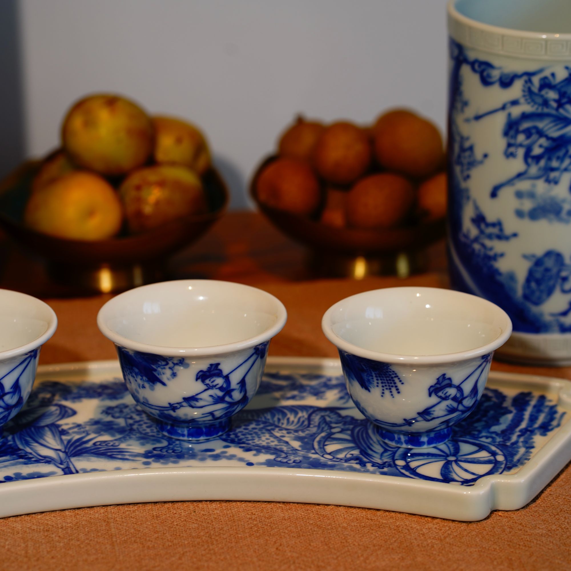 景德镇纯手工青花鬼谷子系列小压手杯主人杯