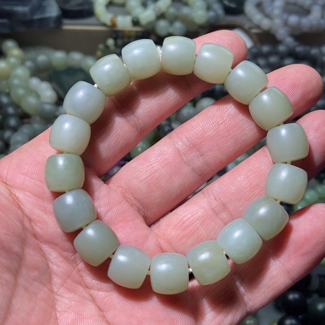 和田玉手链未镶嵌