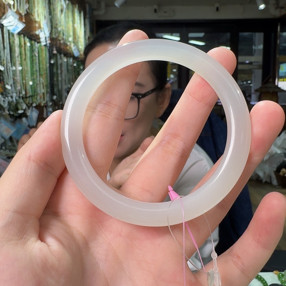 和田玉手镯未镶嵌56.1