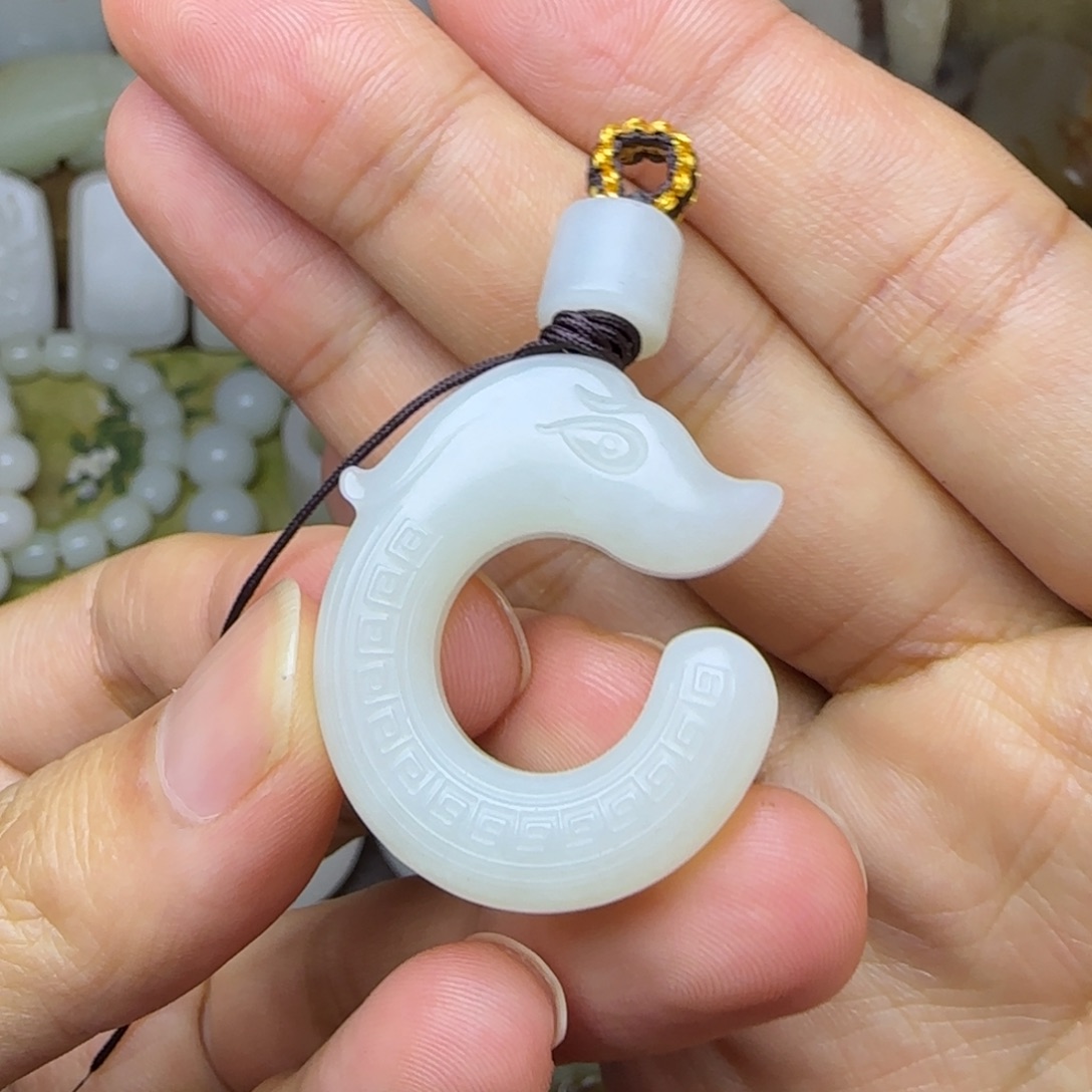 和田玉未镶嵌挂件C龙