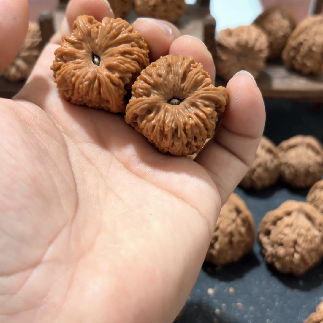 哎***喂文玩核桃吊坠655555555