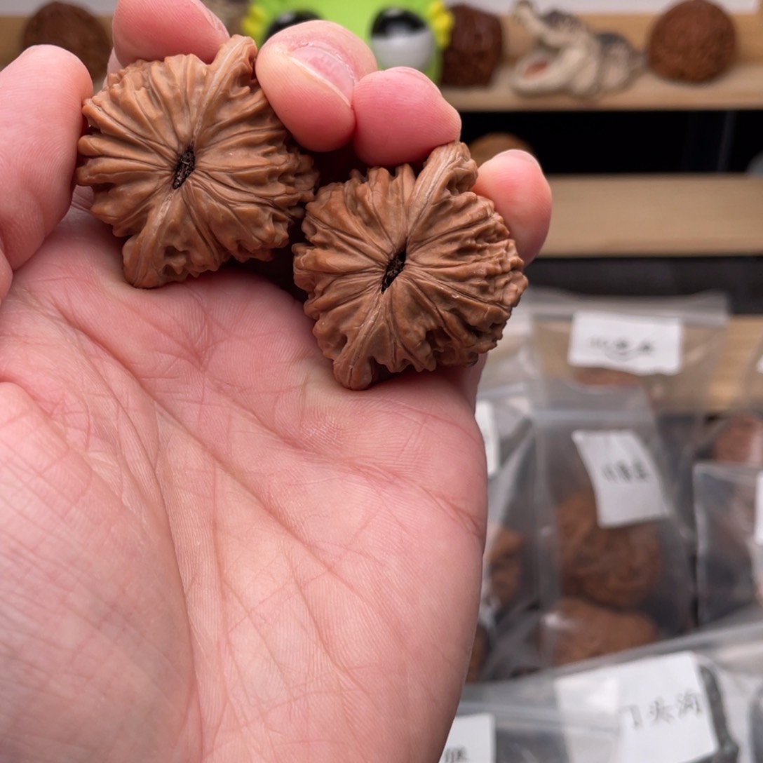 文玩核桃把件白*41尺全品汉高楼