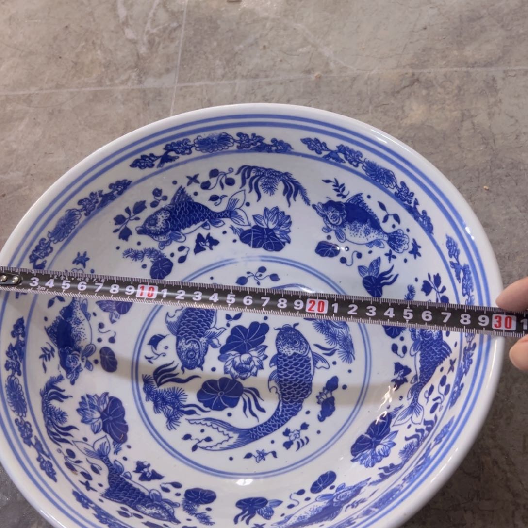 碗青花年年有鱼和面盆30公分