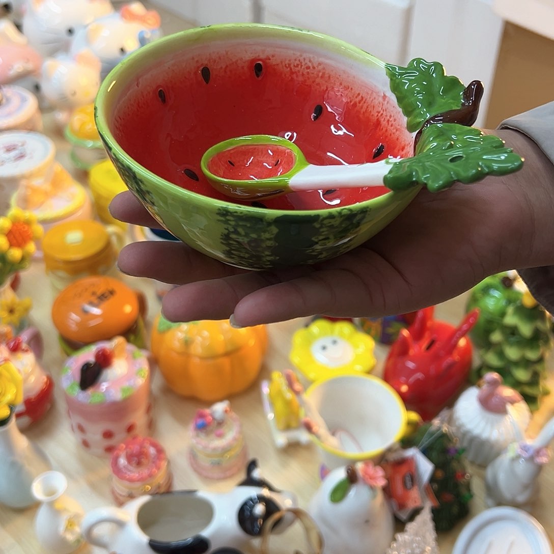 摆件陶瓷等行业的产品出口