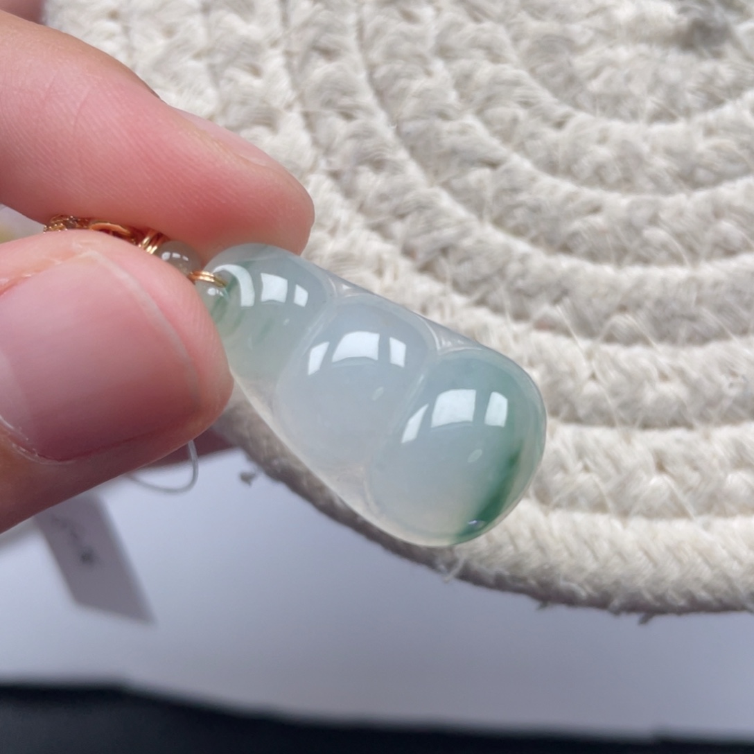 翡翠未镶嵌颈饰天然A货缅甸翡翠