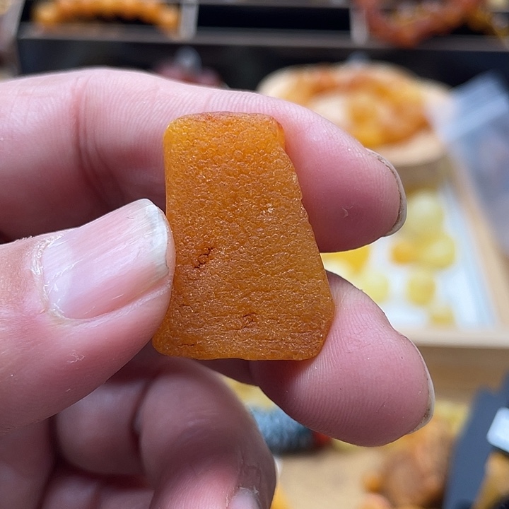 琥珀未镶嵌套链吊坠