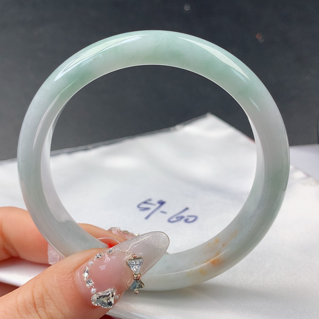 翡翠手镯未镶嵌45正60