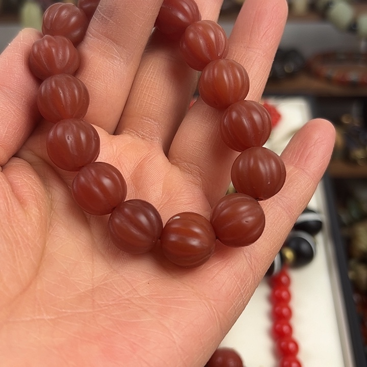 玛瑙/玉髓颈饰合金