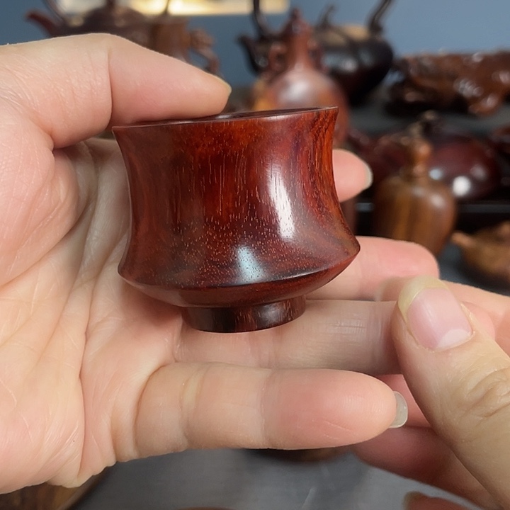 檀香紫檀（小叶紫檀）小叶紫檀