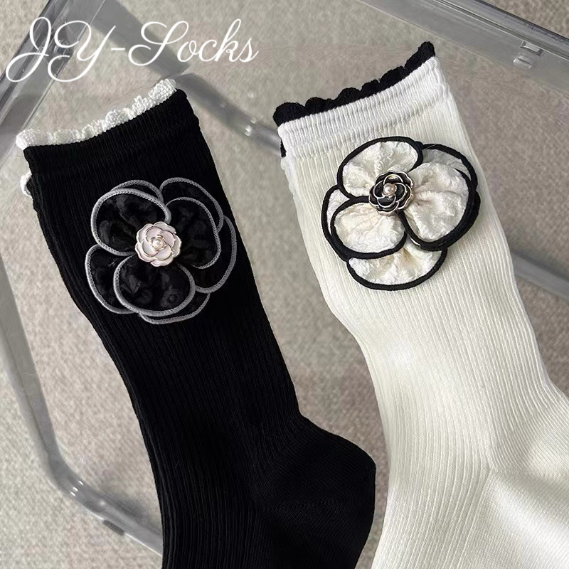 个性小香风新款中筒袜女百搭外穿ins潮秋冬欧货拼色堆堆长筒袜