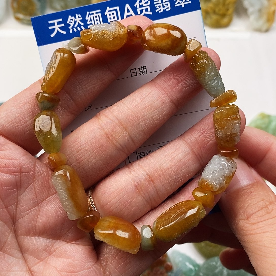 翡翠未镶嵌颈饰钟馗手串