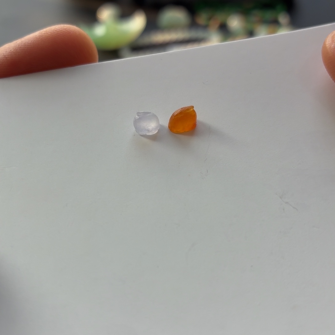 定制翡翠未镶嵌莲花