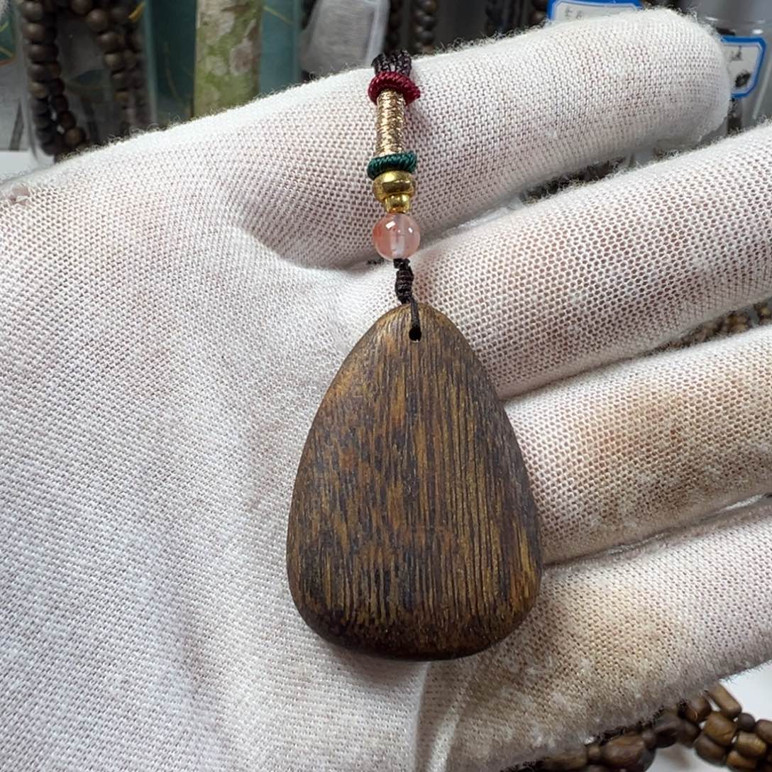 北***鱼沉香碎屑沉香奇楠沉香水滴珠