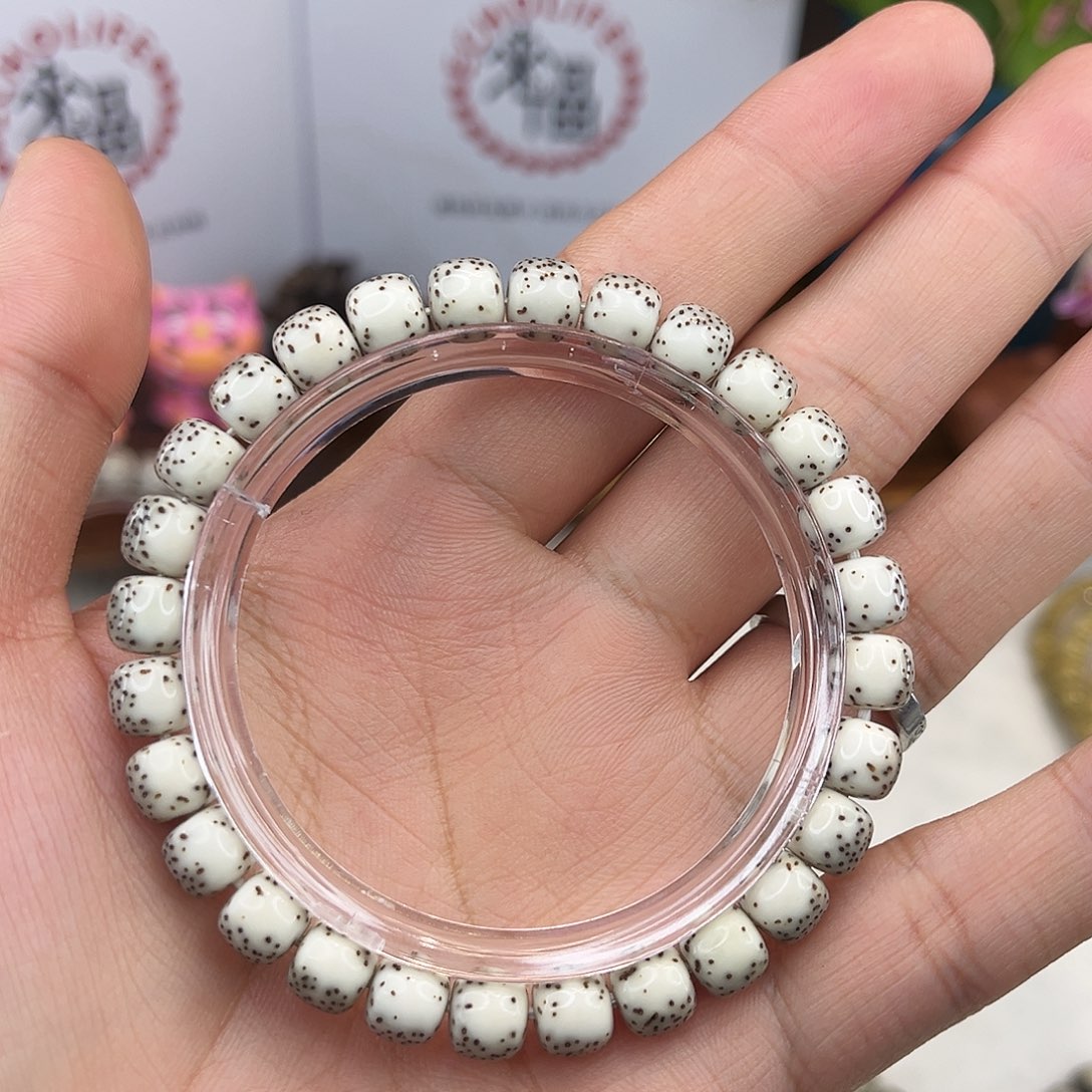 星月菩提吊坠河豚自由