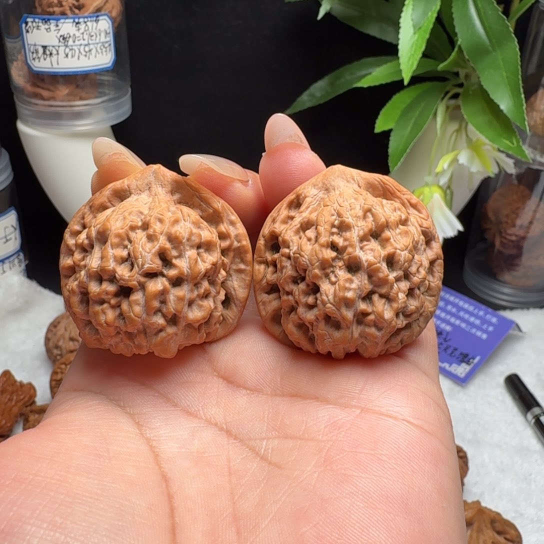 文玩核桃把件39官帽