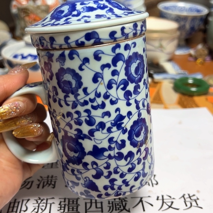 盖碗瓷器直播放漏中