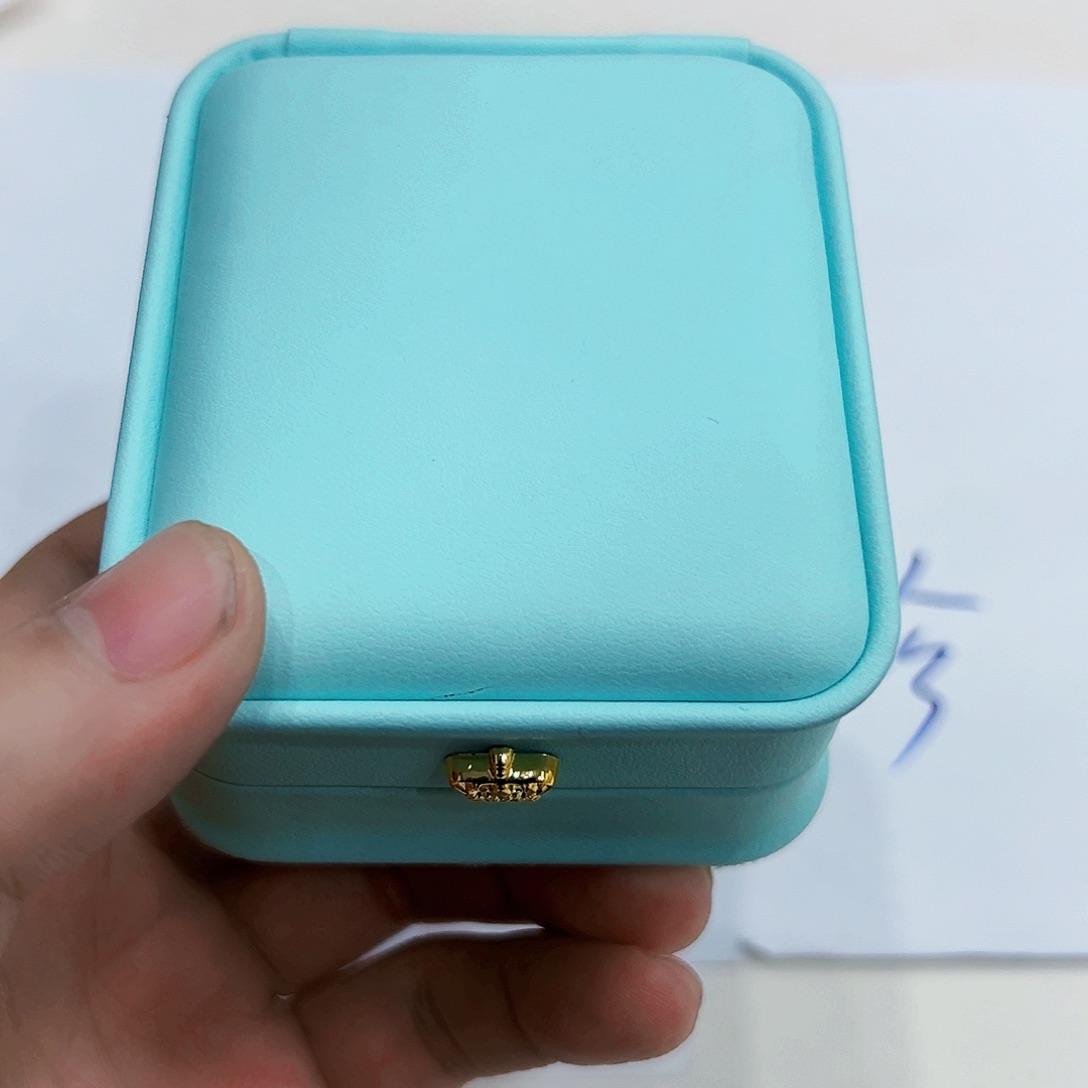 海水珍珠颈饰18K金镶嵌C****星