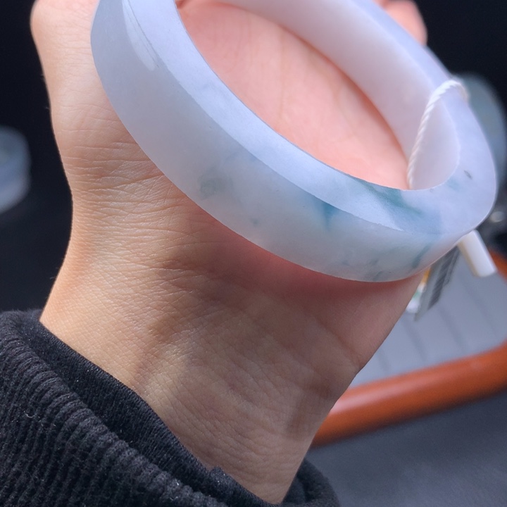 未镶嵌手镯定制翡翠