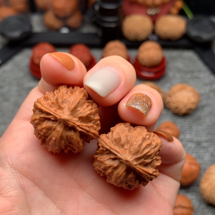 吊坠文玩核桃八棱