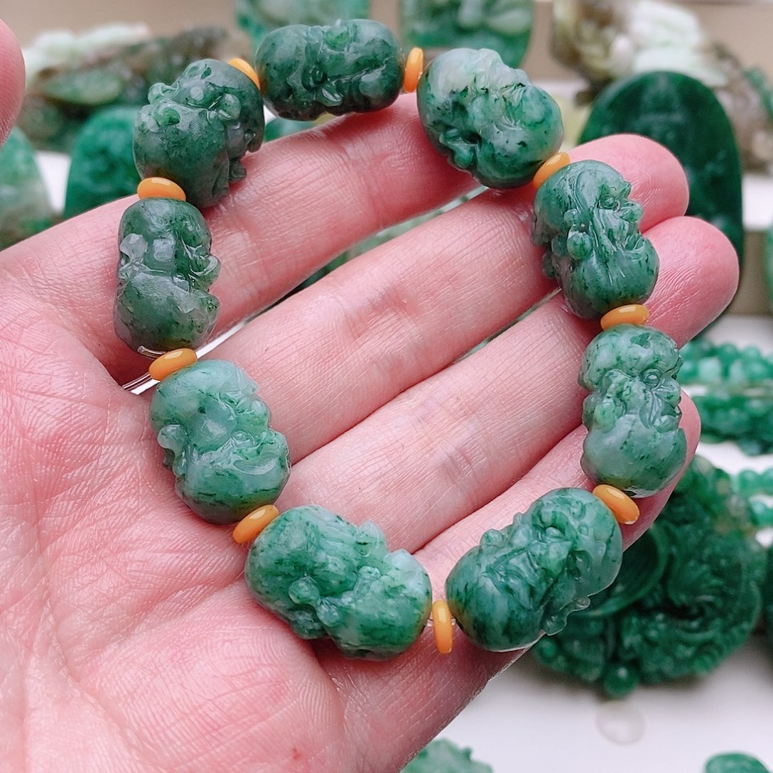 王***兄独山玉未镶嵌手串