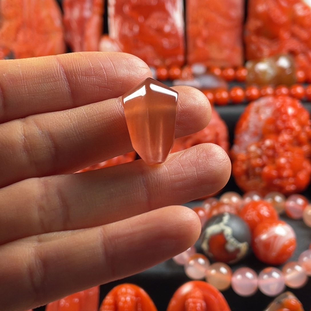 南红玛瑙未镶嵌天然原矿冰菊三通