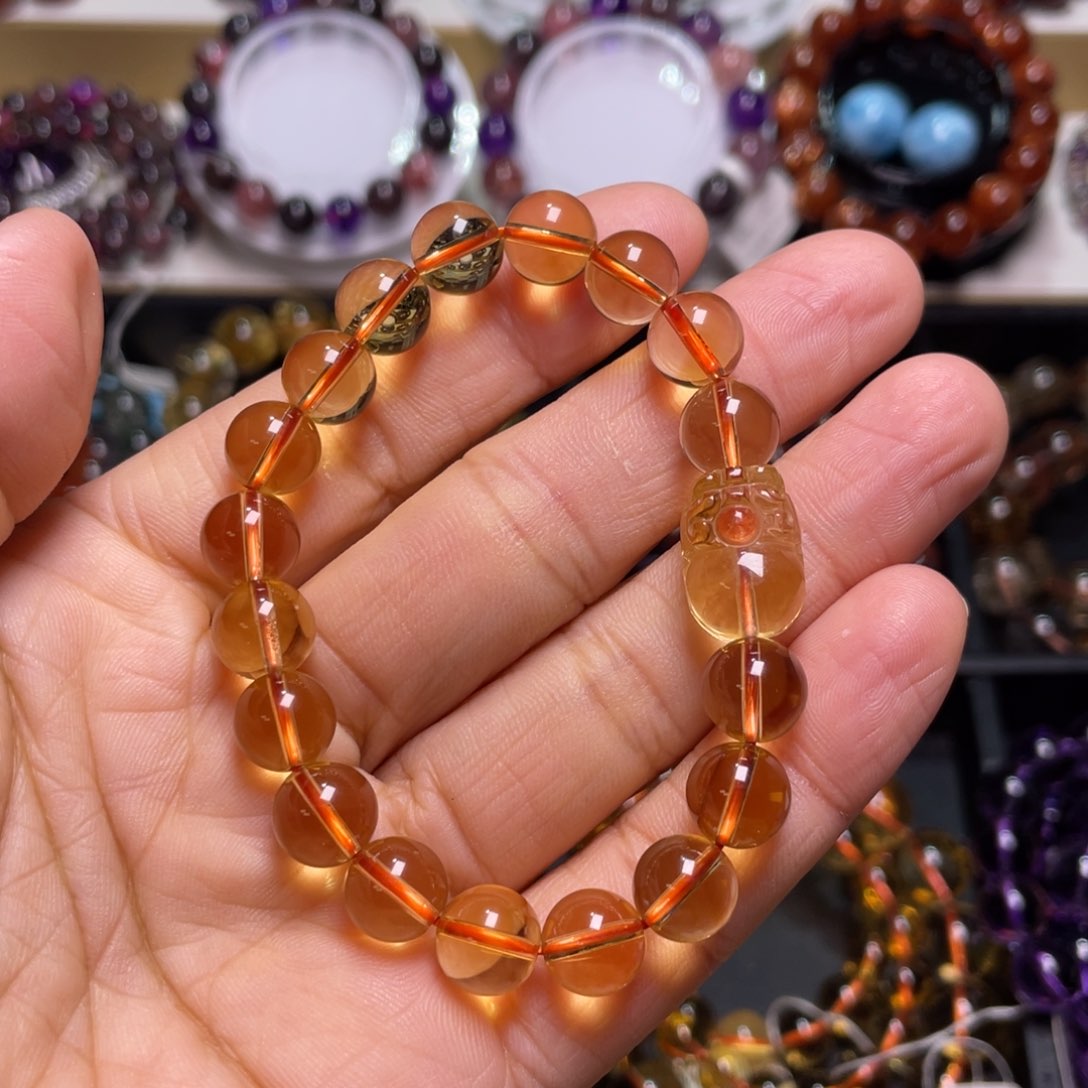 水晶手链未镶嵌巴西暴力黄貔貅手链