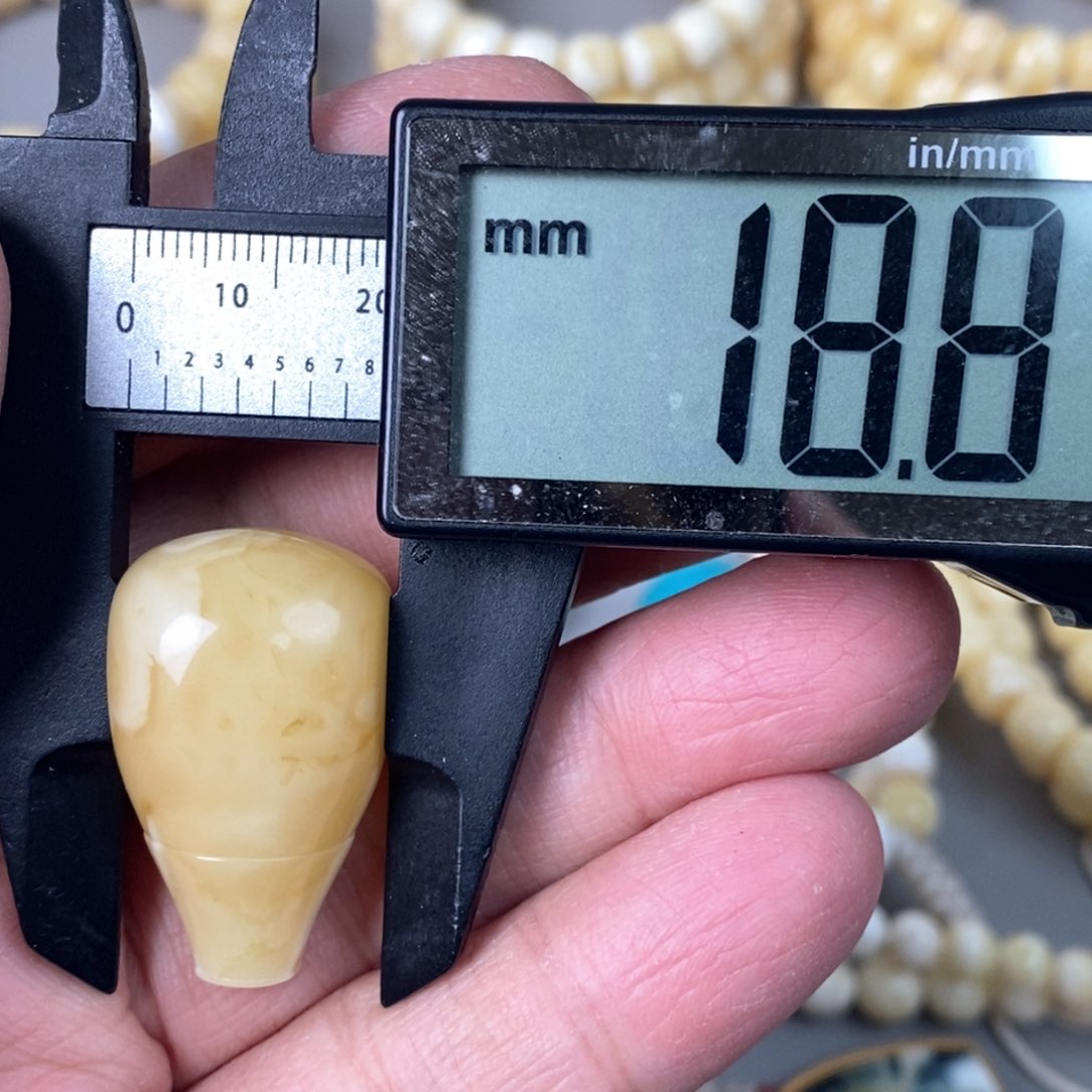 蜜蜡珠宝奇石未镶嵌6.3g