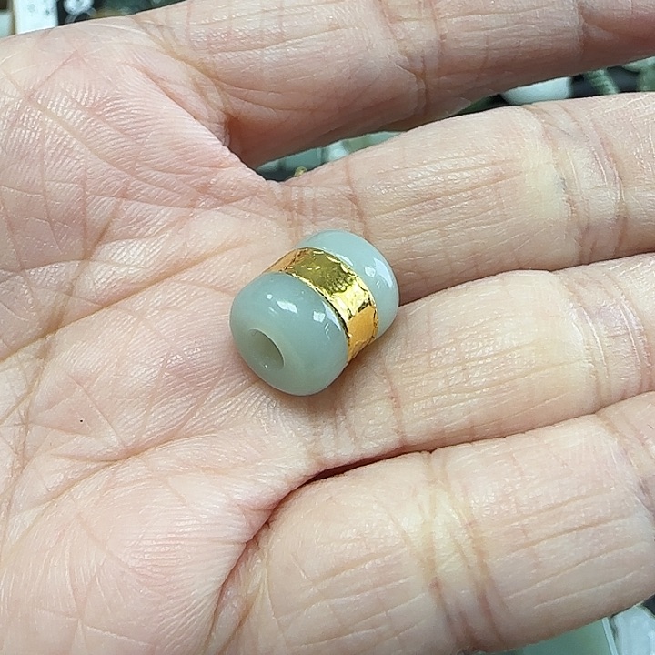 和田玉吊坠(不含链)足金镶嵌