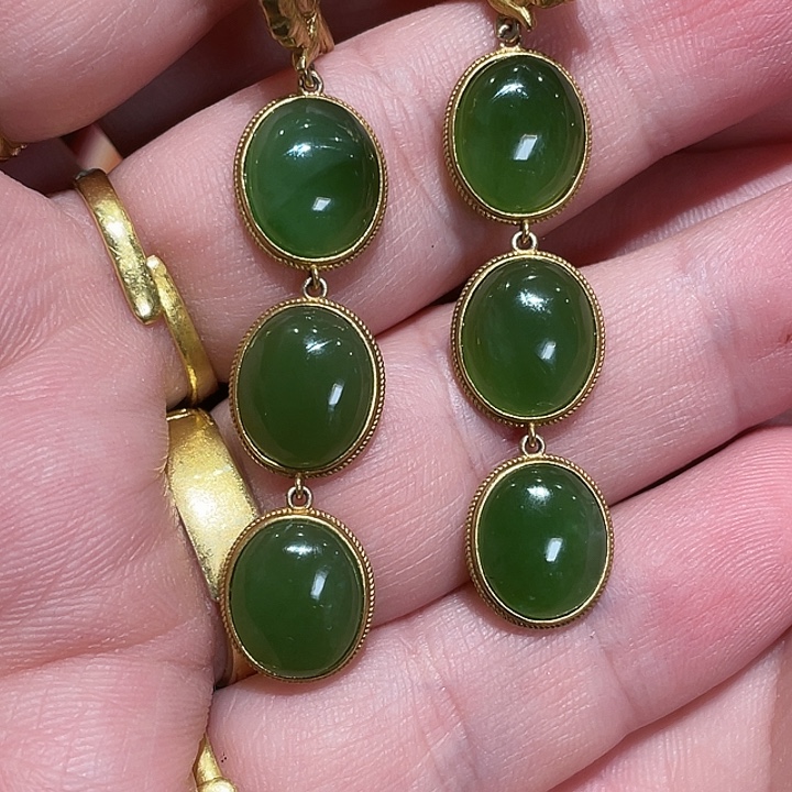 和田玉银S925镀金镶嵌耳环过灯无黑点