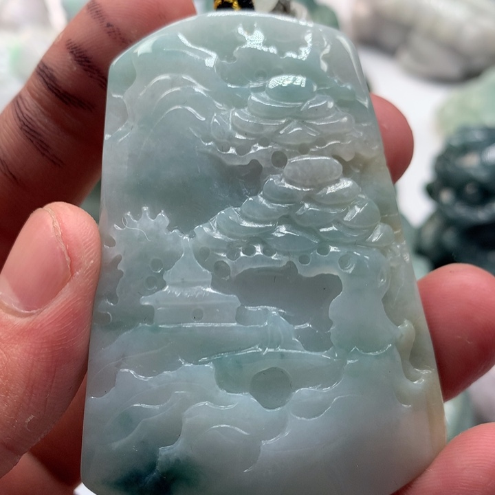 翡翠未镶嵌颈饰保真天然a货翡翠