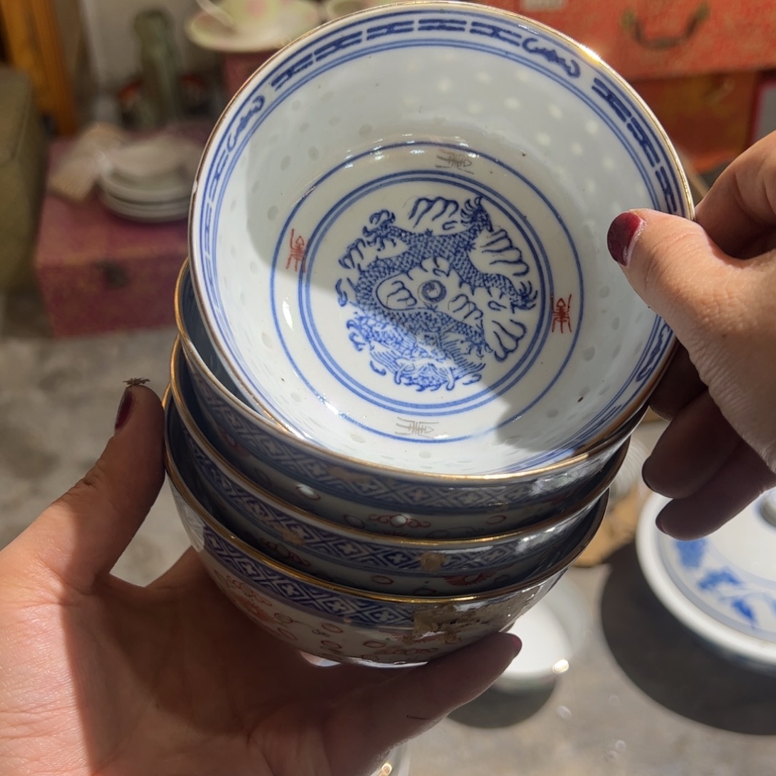 瓷片11.5厘米龙芯加彩4个