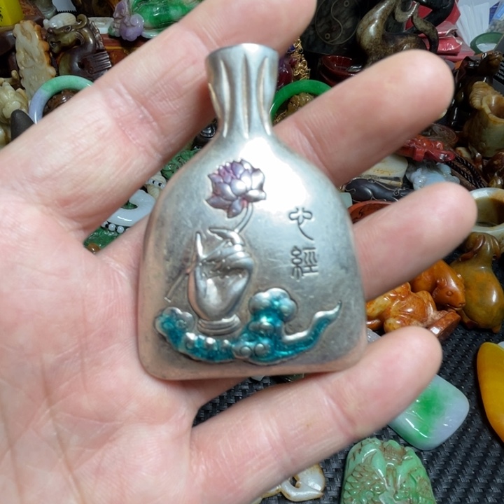 滴血莲花菩提吊坠