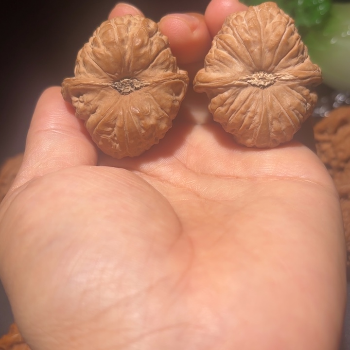 文玩核桃吊坠文玩核桃吊坠南瓜墩38