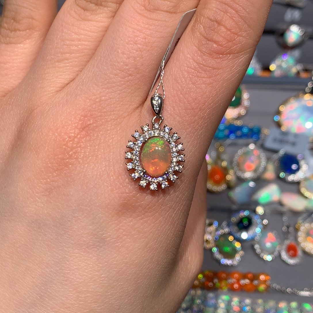 欧泊银S925镶嵌福利吊坠