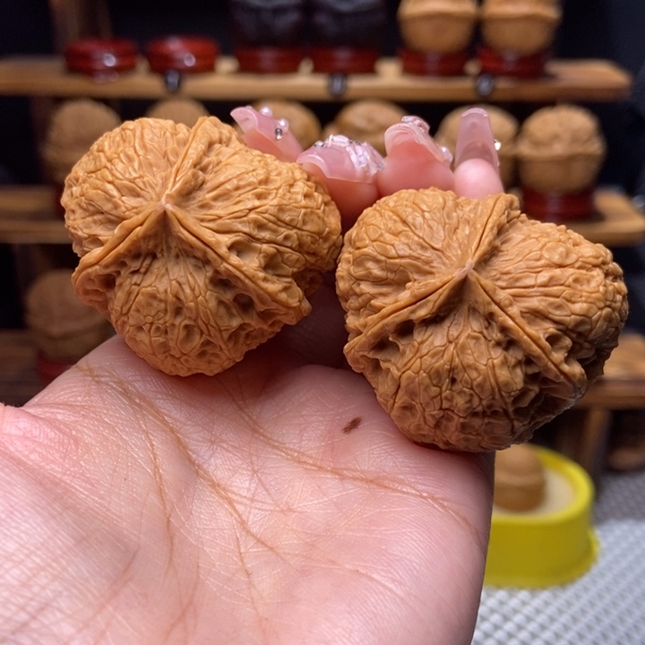 文玩核桃吊坠古龙尖微修福利27