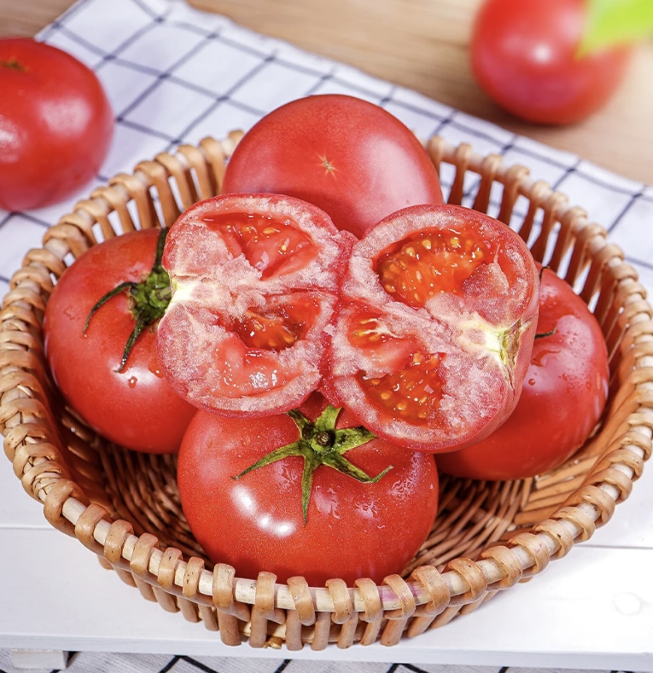 云南沙瓤西红柿自然熟酸甜多汁新鲜采摘番茄应季生鲜当天采摘发货