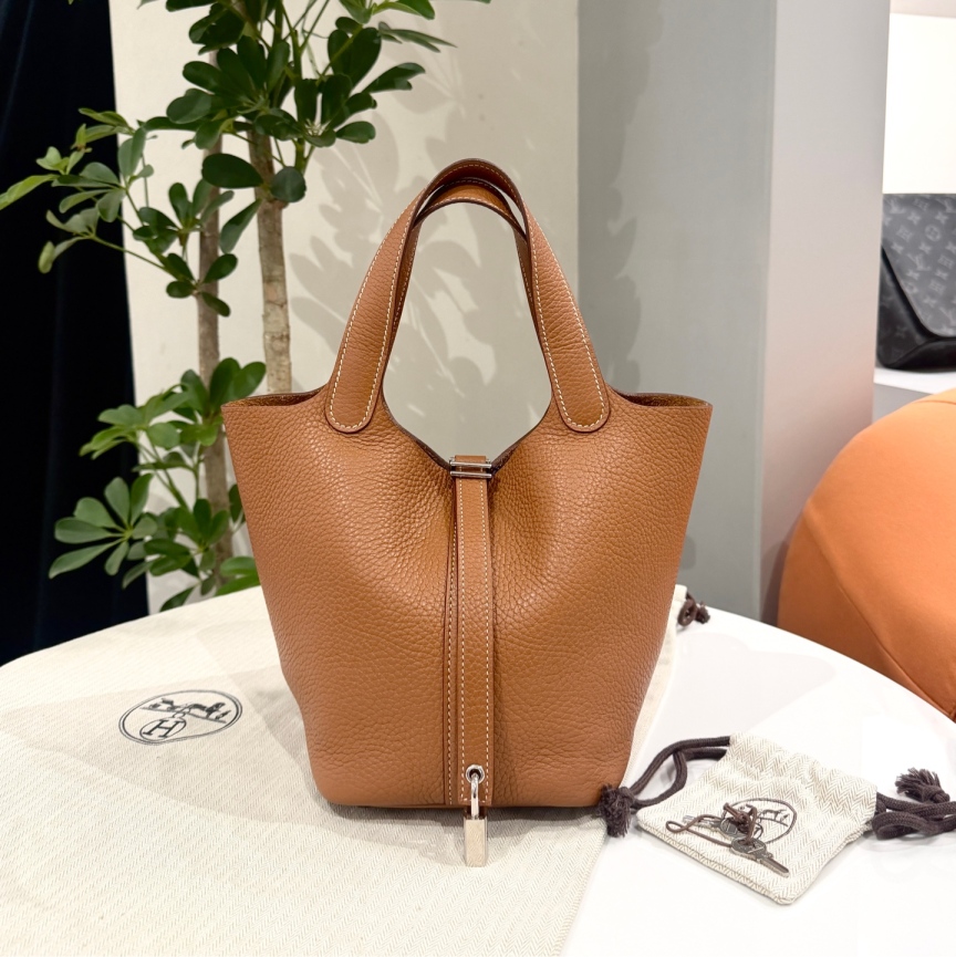 99新 Hermes/爱马仕 菜篮子18金棕色银刻T刻99新/Xue30水桶包经典