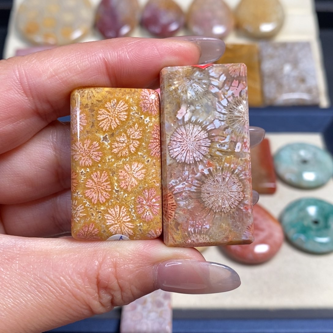 t***p硅化玉未镶嵌吊坠