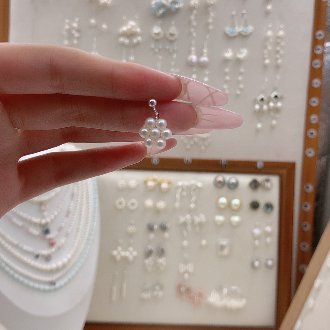 银S925镶嵌耳饰淡水珍珠