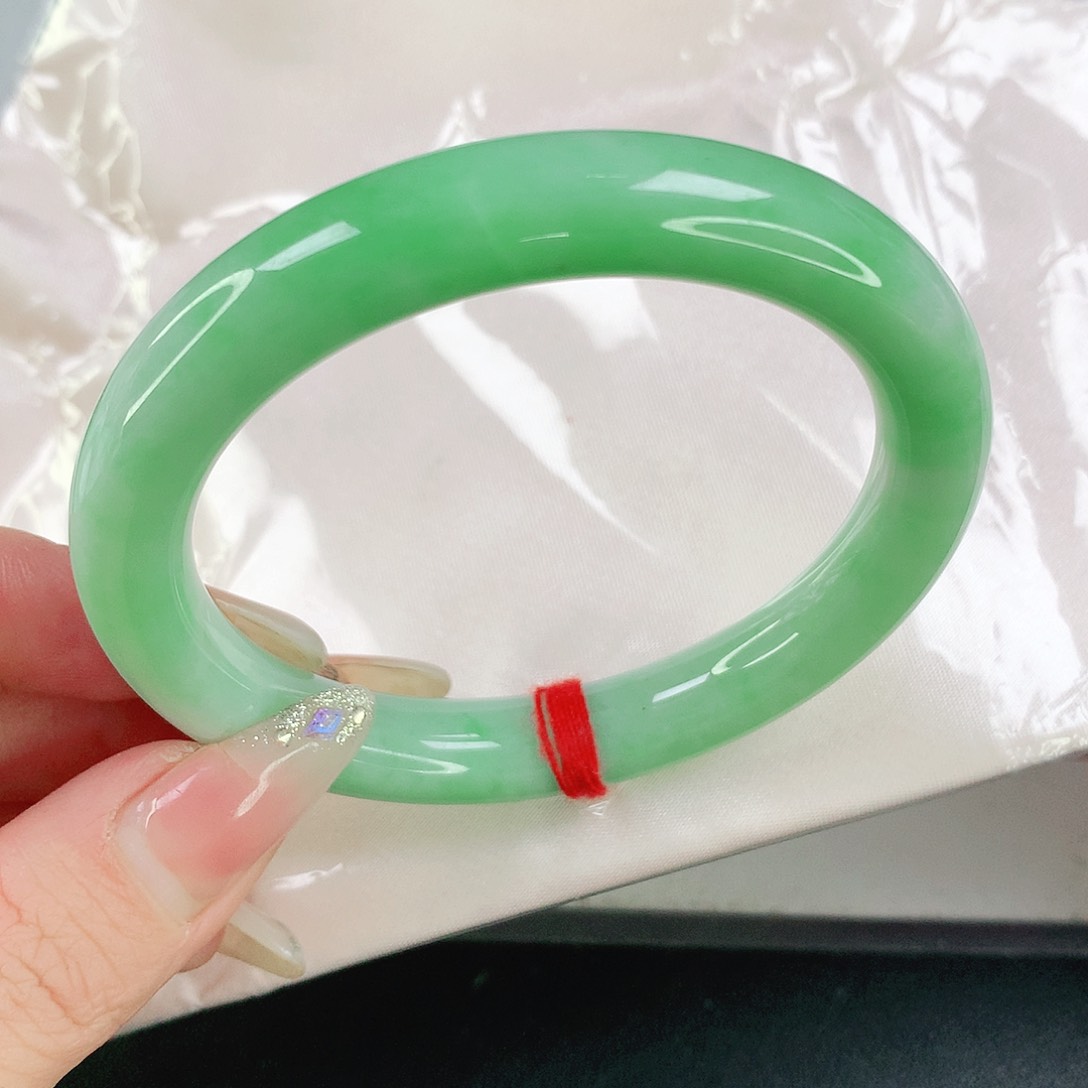 翡翠手镯未镶嵌4523翡翠