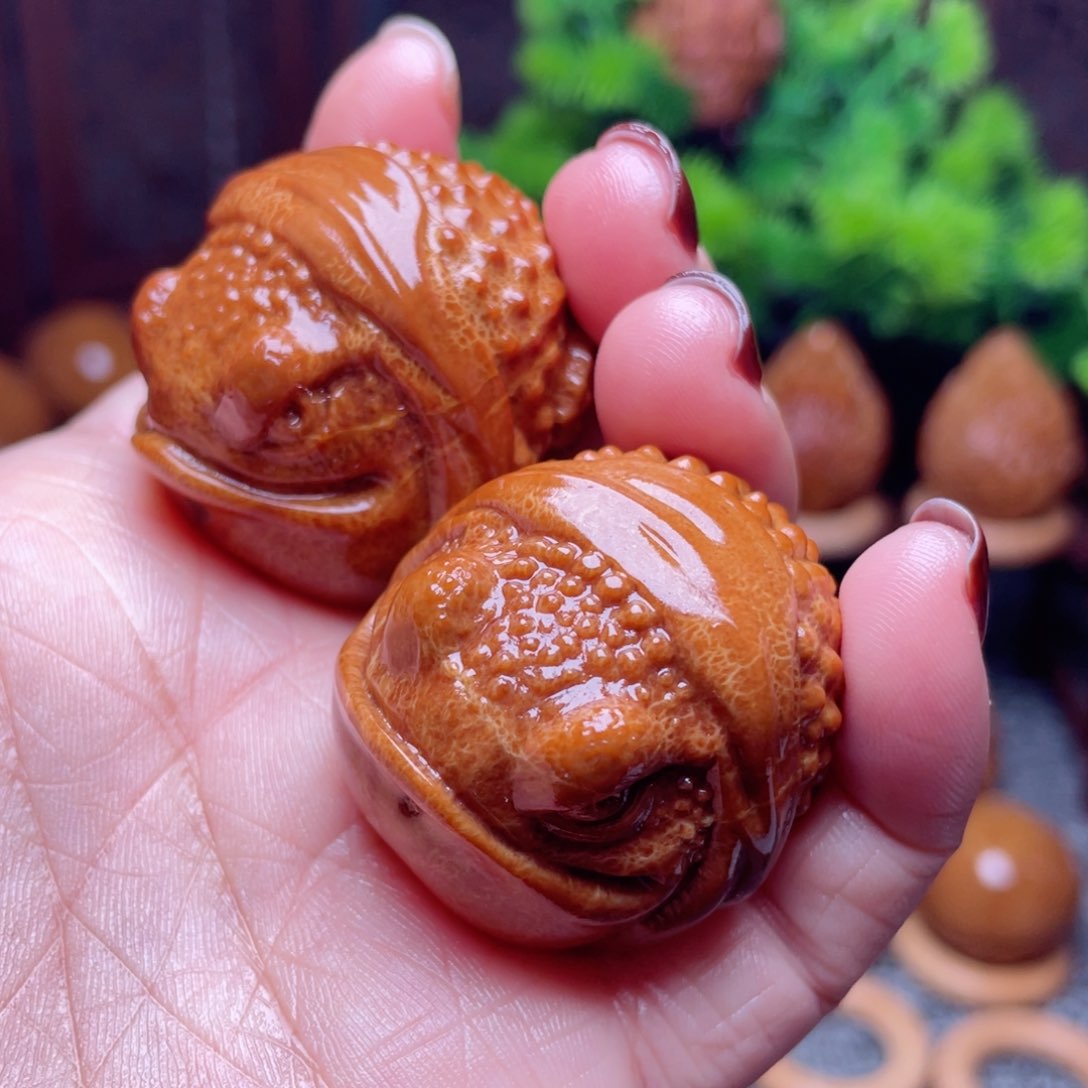 【闪购商品】橄榄核手串/手链35左右大嘴娃手球