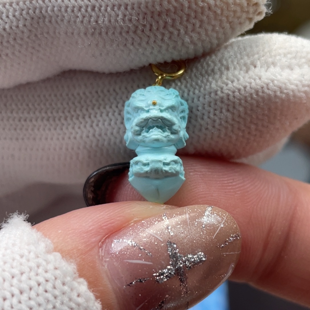 绿松石未镶嵌挂件