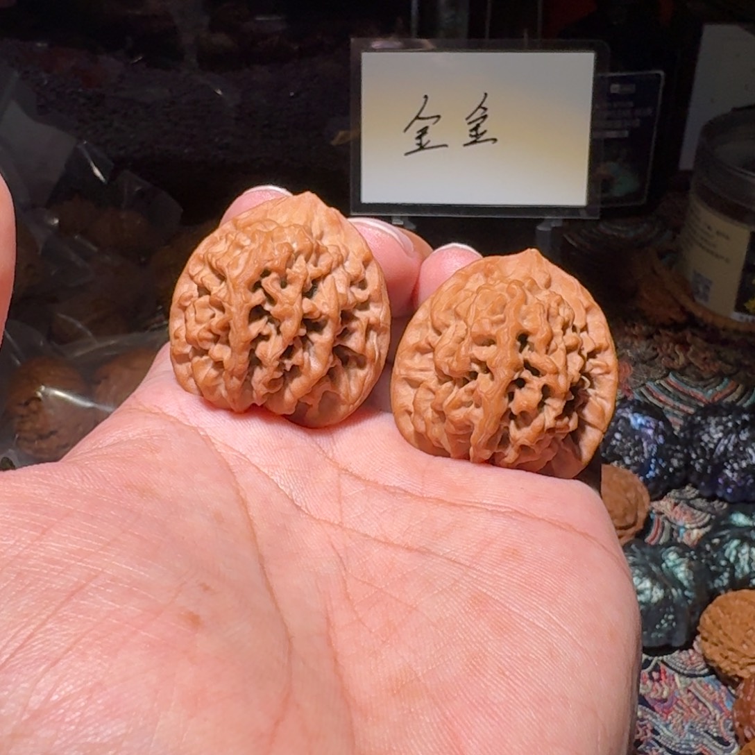 文玩核桃把件1233秦闷，尺寸36 37 37