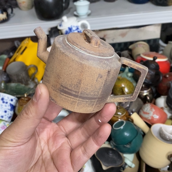 陶瓷艺术品及陶瓷壶