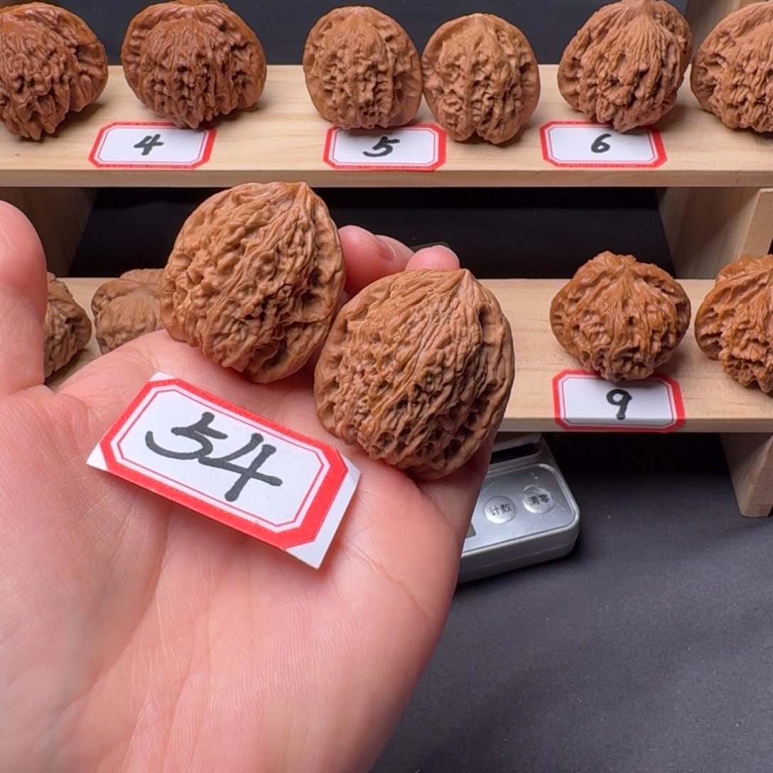 文玩核桃把件南疆石34尺