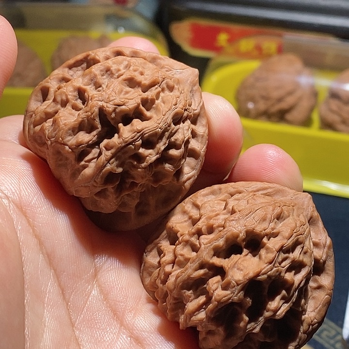 【闪购商品】吊坠文玩核桃梨木台