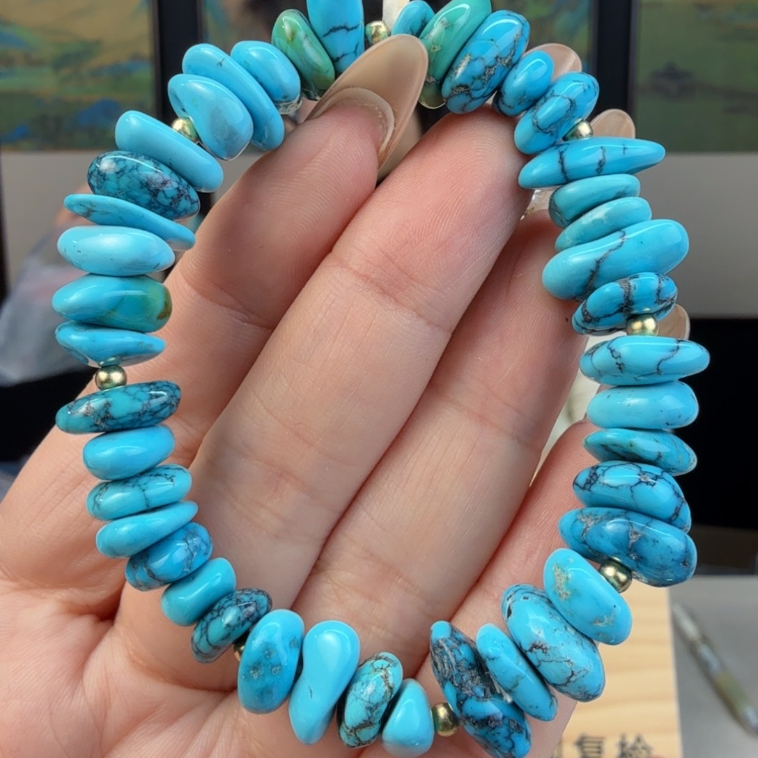 绿松石未镶嵌珠宝奇石