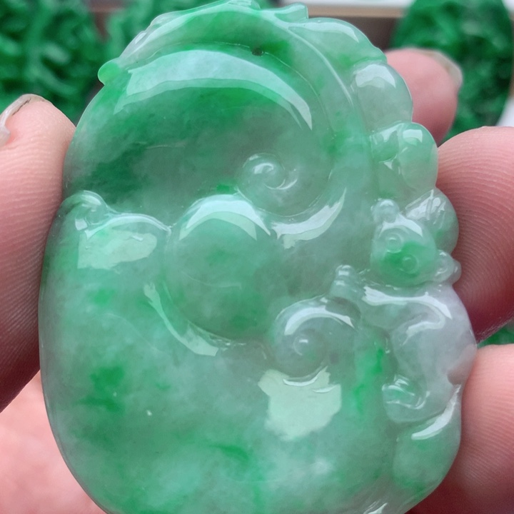 翡翠未镶嵌吊坠(不含链)