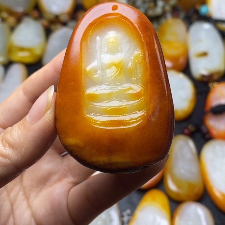 和田玉未镶嵌颈饰