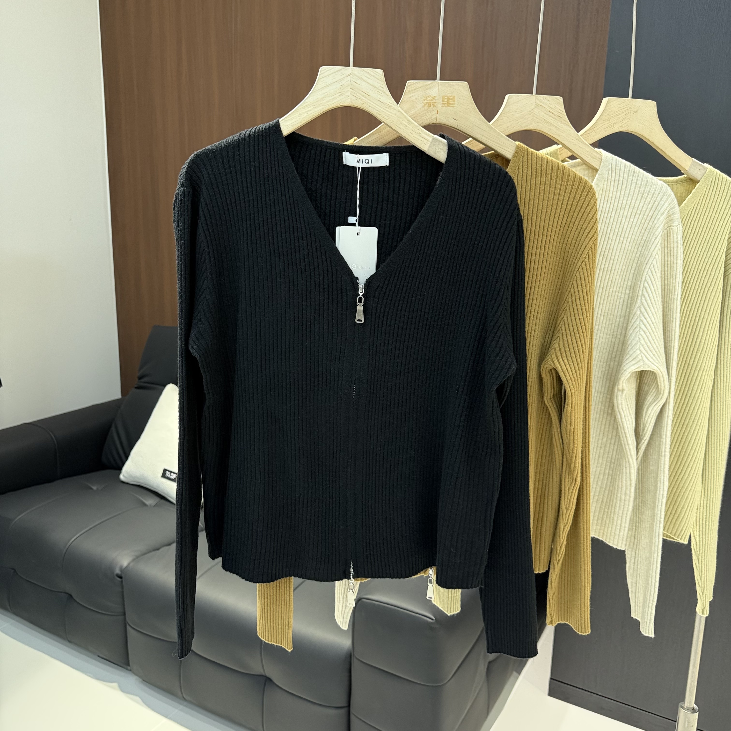 【坦姐严选 实体品质】韩版针织衫女新款外搭开衫小众拉链上衣8899